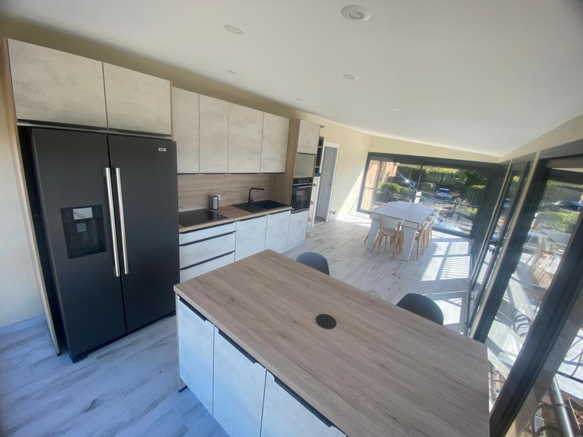 Chambre Dans Logement Partage Chez L Habitant Avec Piscine De 1 A 3 Chambres Grieges Екстериор снимка