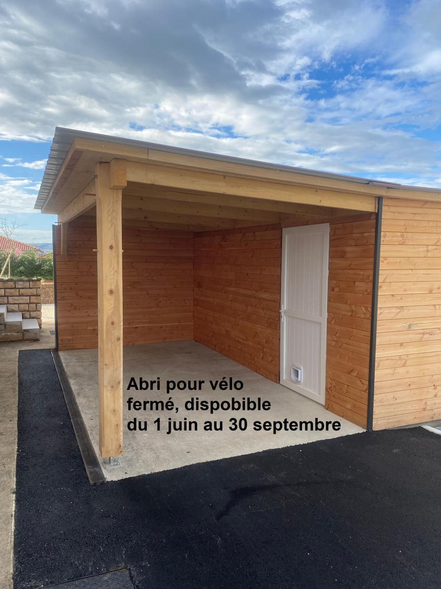 Chambre Dans Logement Partage Chez L Habitant Avec Piscine De 1 A 3 Chambres Grieges Екстериор снимка